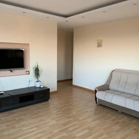 Modern And Cozy In The New Building Riga